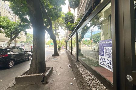 Apartamento à venda com 107m², 2 quartos e 1 vaga