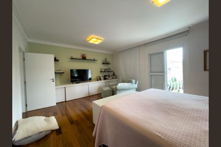 Casa de condomínio à venda com 460m², 4 quartos e 3 vagas Casa de condomínio à venda com 460m², 4 quartos e 3 vagasFoto 24