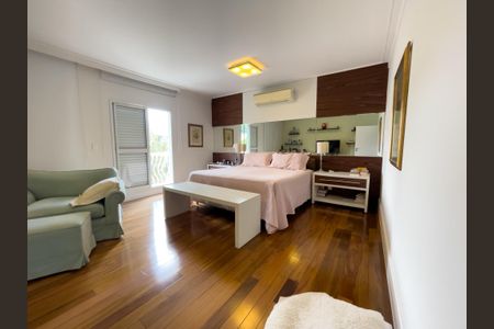 Casa de condomínio à venda com 460m², 4 quartos e 3 vagas Casa de condomínio à venda com 460m², 4 quartos e 3 vagasFoto 22