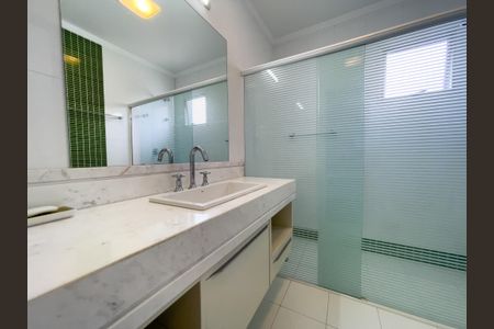 Casa de condomínio à venda com 460m², 4 quartos e 3 vagas Casa de condomínio à venda com 460m², 4 quartos e 3 vagasFoto 32