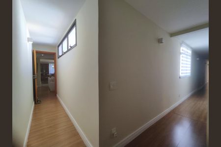 Apartamento para alugar com 360m², 4 quartos e 3 vagasCorredor