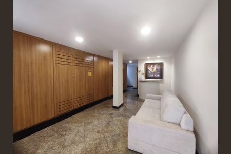 Apartamento para alugar com 360m², 4 quartos e 3 vagasÁrea Comum Recepção