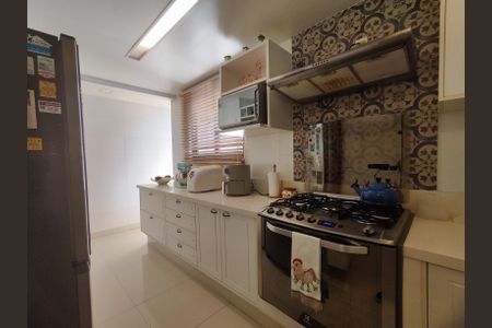 Apartamento para alugar com 360m², 4 quartos e 3 vagasCozinha
