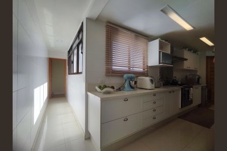 Apartamento para alugar com 360m², 4 quartos e 3 vagasCozinha