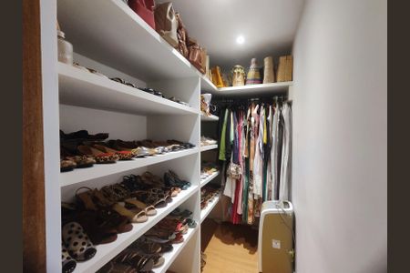 Apartamento para alugar com 360m², 4 quartos e 3 vagasQuarto 1 Closet