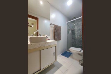 Apartamento para alugar com 360m², 4 quartos e 3 vagasBanheiro Social