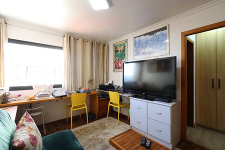 Apartamento à venda com 172m², 3 quartos e 3 vagasSuite 2