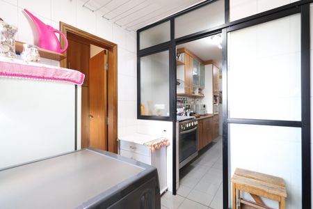 Apartamento à venda com 172m², 3 quartos e 3 vagasÁrea quarto e banheiro de Serviço 