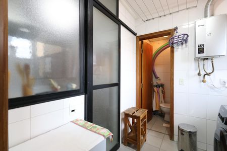 Apartamento à venda com 172m², 3 quartos e 3 vagasÁrea quarto e banheiro de Serviço 