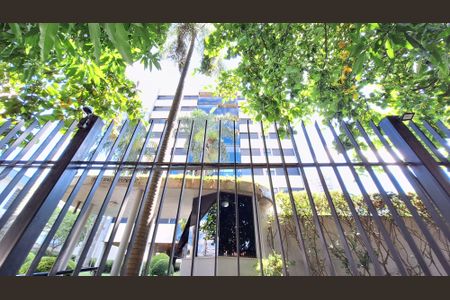 Apartamento à venda com 172m², 3 quartos e 3 vagasFachada 