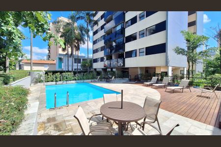 Apartamento à venda com 172m², 3 quartos e 3 vagasPiscina 