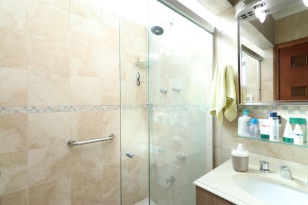 Apartamento à venda com 172m², 3 quartos e 3 vagasBanheiro da Suíte 3