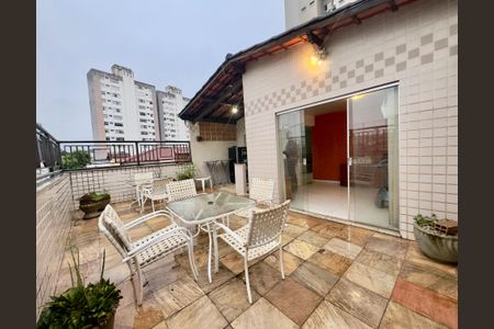 Casa para alugar com 445m², 4 quartos e 2 vagas
