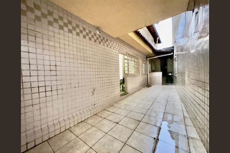 Casa para alugar com 445m², 4 quartos e 2 vagas