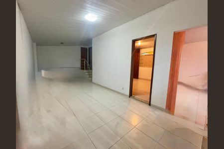 Casa para alugar com 445m², 4 quartos e 2 vagas