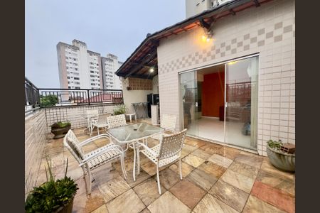 Casa para alugar com 445m², 4 quartos e 2 vagas