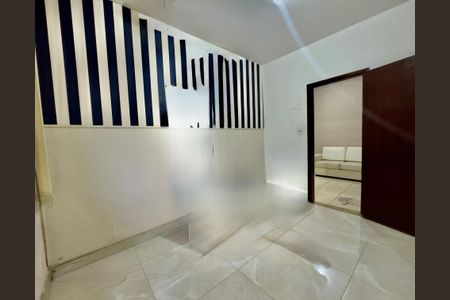 Casa para alugar com 445m², 4 quartos e 2 vagas