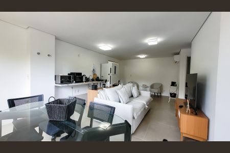 Apartamento à venda com 65m², 2 quartos e 2 vagasSala