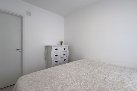 Suíte de apartamento para alugar com 2 quartos, 56m² em Jardim Flor da Montanha, Guarulhos