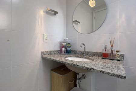 Apartamento para alugar com 56m², 2 quartos e 1 vaga Apartamento para alugar com 56m², 2 quartos e 1 vagaBanheiro da Suíte