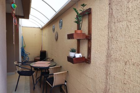 Apartamento para alugar com 78m², 2 quartos e 1 vaga Apartamento para alugar com 78m², 2 quartos e 1 vagaVaranda