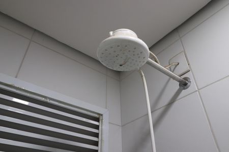 Apartamento para alugar com 78m², 2 quartos e 1 vaga Apartamento para alugar com 78m², 2 quartos e 1 vagaBanheiro social