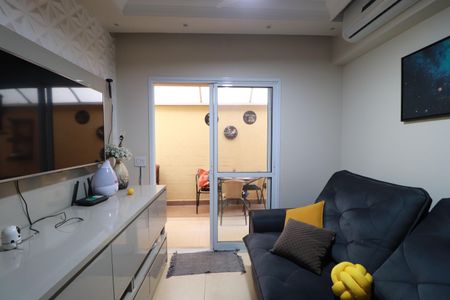 Apartamento para alugar com 78m², 2 quartos e 1 vaga Apartamento para alugar com 78m², 2 quartos e 1 vagaSala