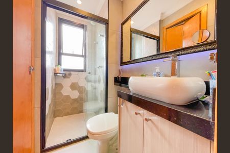 Apartamento à venda com 85m², 3 quartos e 2 vagasBanheiro da Suíte 2 e 3