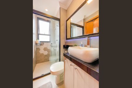 Apartamento à venda com 85m², 3 quartos e 2 vagasBanheiro da Suíte 2 e 3