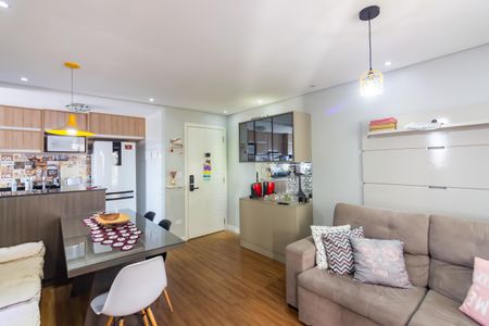 Sala  de apartamento à venda com 3 quartos, 62m² em Recanto das Rosas, Osasco