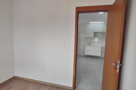 Quarto 1 de apartamento para alugar com 2 quartos, 36m² em Vila Palmares, São Caetano do Sul