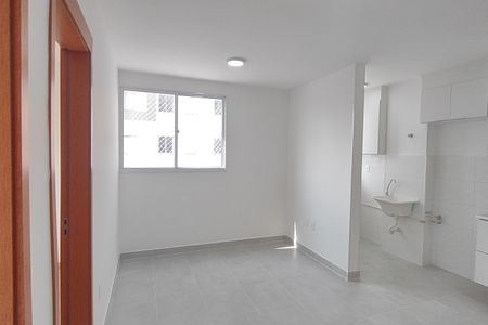 Sala de apartamento para alugar com 2 quartos, 36m² em Vila Palmares, São Caetano do Sul