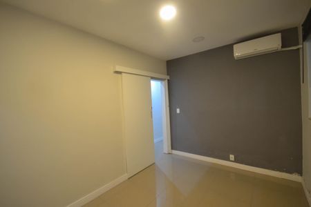 Casa para alugar com 150m², 2 quartos e 2 vagasQuarto 1