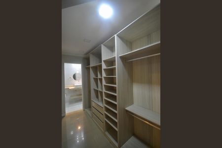 Casa para alugar com 150m², 2 quartos e 2 vagasQuarto 1-Closet