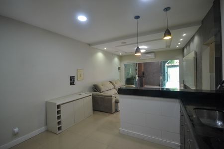 Casa para alugar com 150m², 2 quartos e 2 vagasCozinha