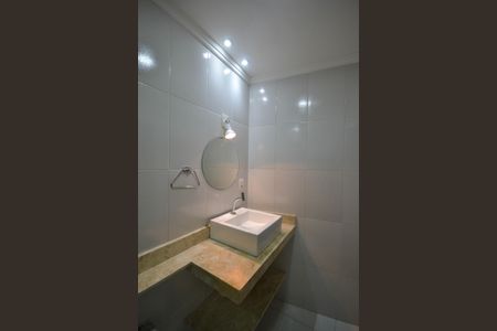 Casa para alugar com 150m², 2 quartos e 2 vagasBanheiro