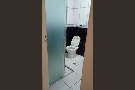 Banheiro de casa para alugar com 3 quartos, 65m² em Jardim Peri, São Paulo