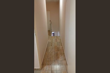 Corredor de casa para alugar com 3 quartos, 65m² em Jardim Peri, São Paulo