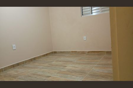 Quarto 2 de casa para alugar com 3 quartos, 65m² em Jardim Peri, São Paulo