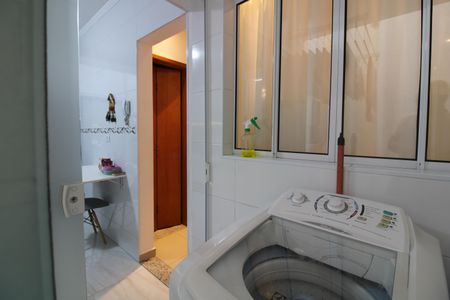 Casa de condomínio à venda com 110m², 3 quartos e 2 vagasÁrea de Serviço