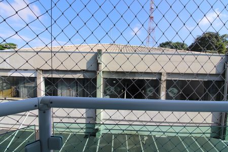Casa de condomínio à venda com 110m², 3 quartos e 2 vagasVaranda Quarto 1