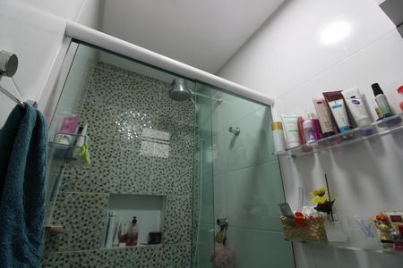 Casa de condomínio à venda com 110m², 3 quartos e 2 vagasBanheiro do Quarto 2