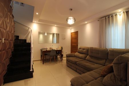 Sala de casa de condomínio para alugar com 3 quartos, 110m² em Vila Granada, São Paulo