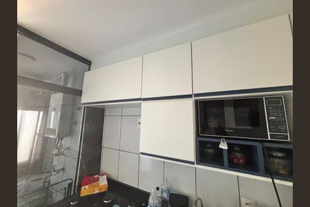 Apartamento à venda com 37m², 2 quartos e sem vaga Apartamento à venda com 37m², 2 quartos e sem vagaCozinha - Armários