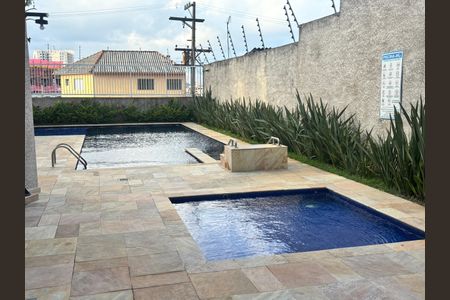 Apartamento à venda com 37m², 2 quartos e sem vaga Apartamento à venda com 37m², 2 quartos e sem vagaÁrea comum - Piscina