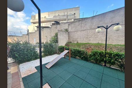 Apartamento à venda com 37m², 2 quartos e sem vaga Apartamento à venda com 37m², 2 quartos e sem vagaÁrea comum - Playground