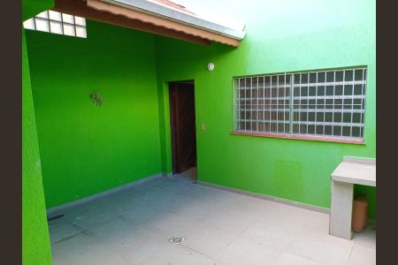 Casa à venda com 100m², 3 quartos e 2 vagas Casa à venda com 100m², 3 quartos e 2 vagasGaragem