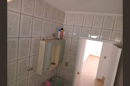 Casa à venda com 100m², 3 quartos e 2 vagas Casa à venda com 100m², 3 quartos e 2 vagasBanheiro