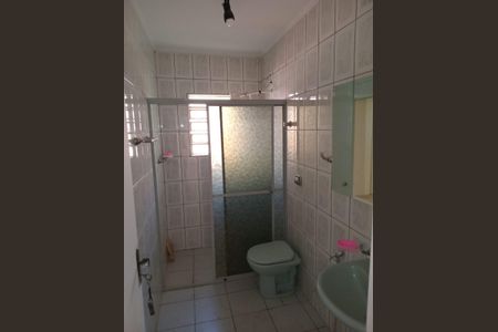 Casa à venda com 100m², 3 quartos e 2 vagas Casa à venda com 100m², 3 quartos e 2 vagasBanheiro 1