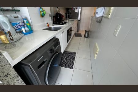 Apartamento à venda com 82m², 2 quartos e 1 vaga Apartamento à venda com 82m², 2 quartos e 1 vagaÁrea de Serviço